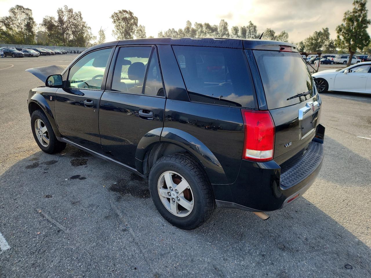 2006 SATURN VUE photo 3