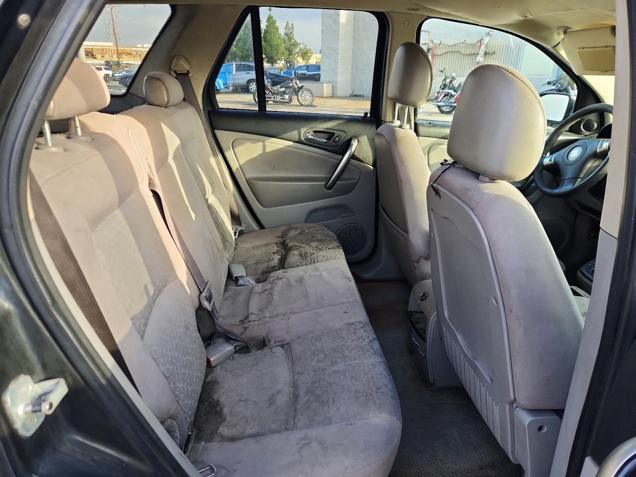 2006 SATURN VUE photo 19
