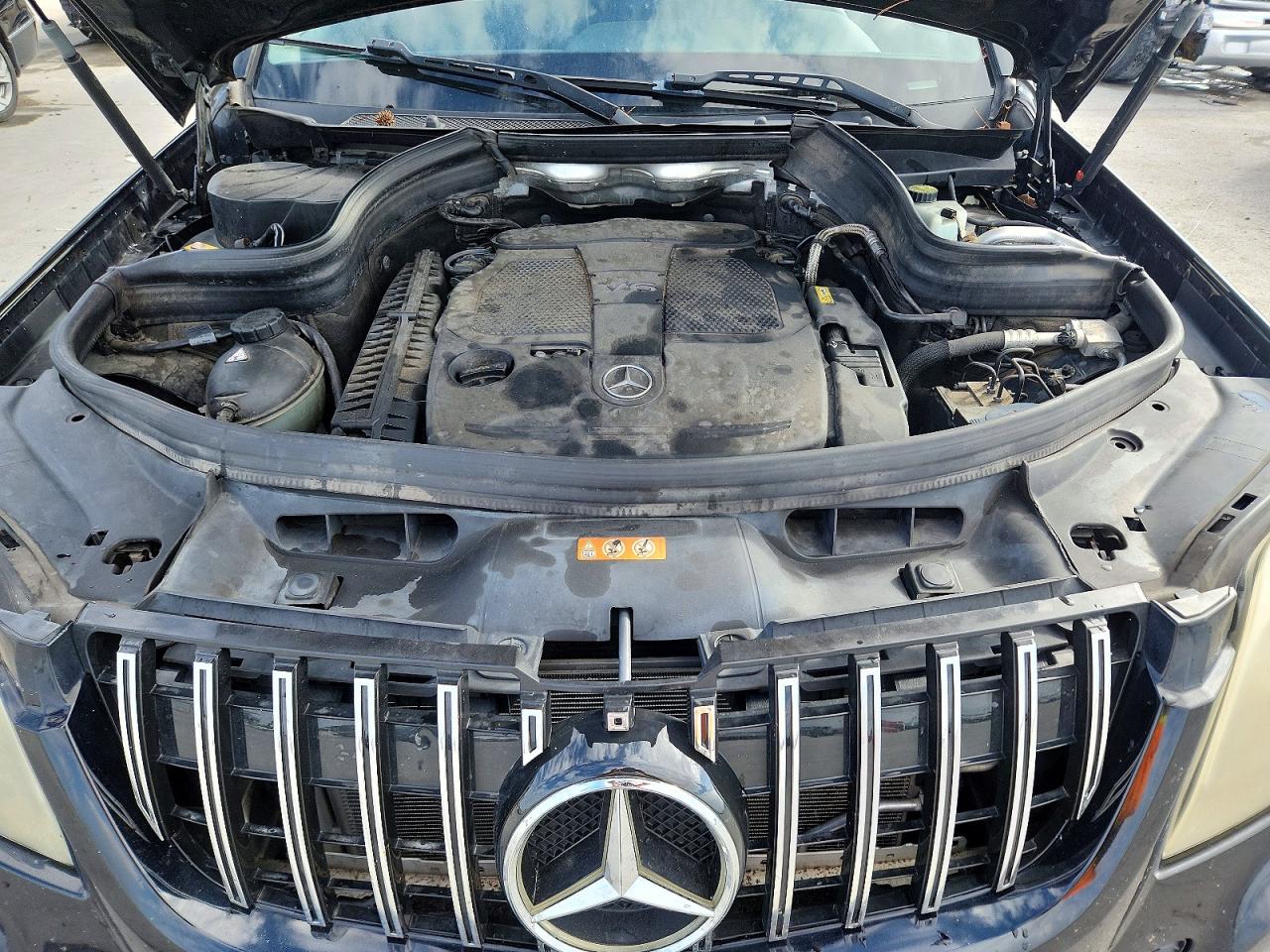 2014 MERCEDES-BENZ GLK 350 photo 23