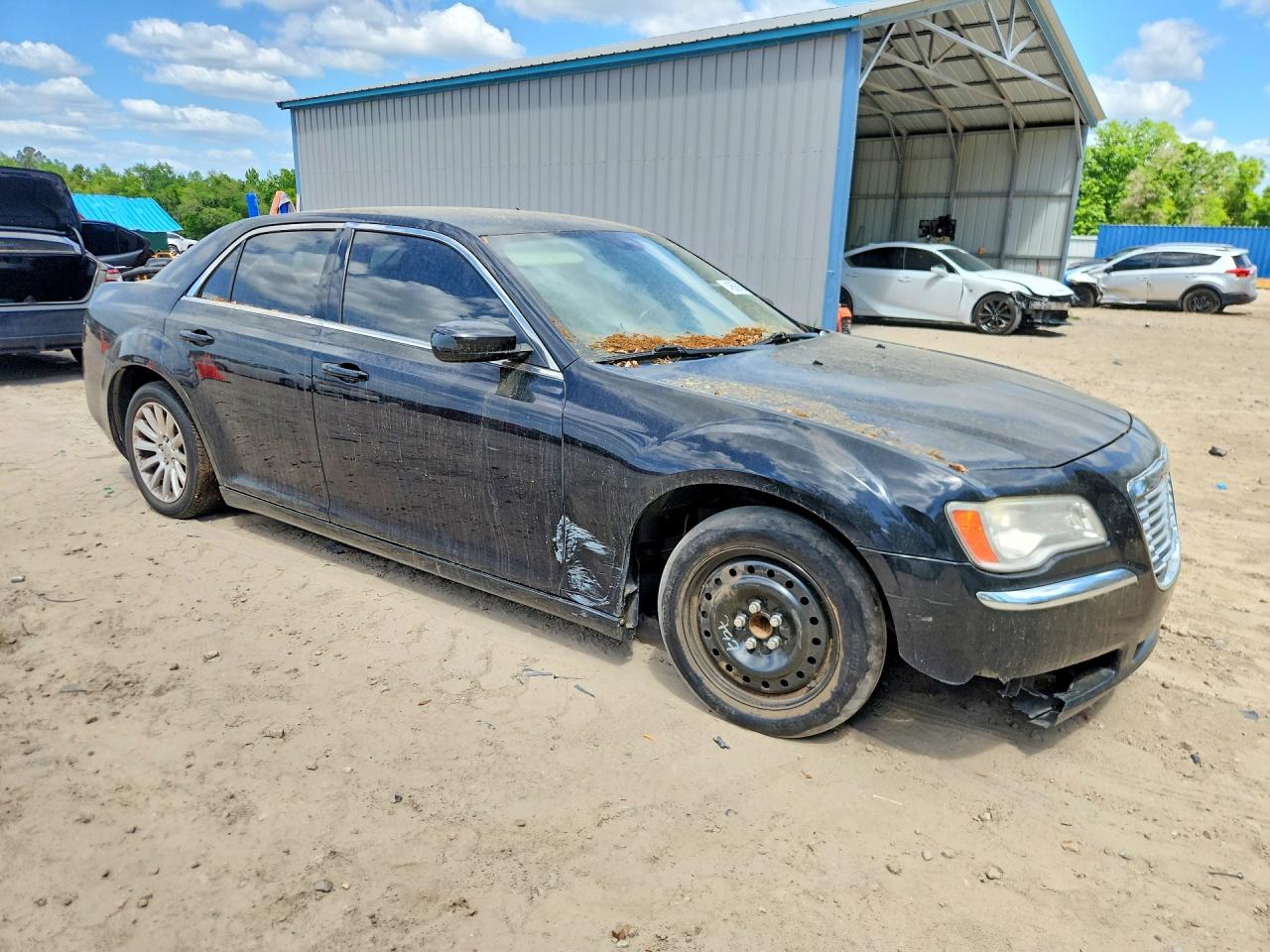 2014 CHRYSLER 300 photo 10