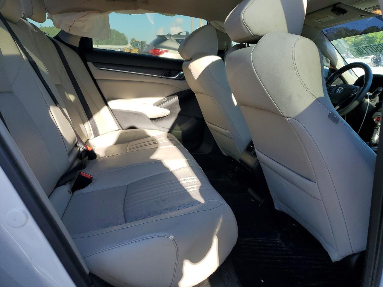 2018 HONDA ACCORD EXL photo 19