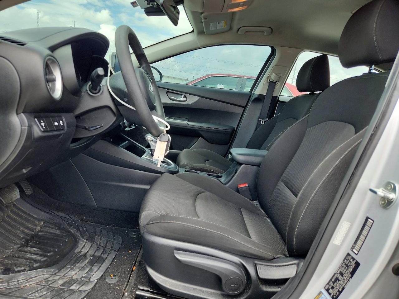 2021 KIA FORTE LXS photo 13