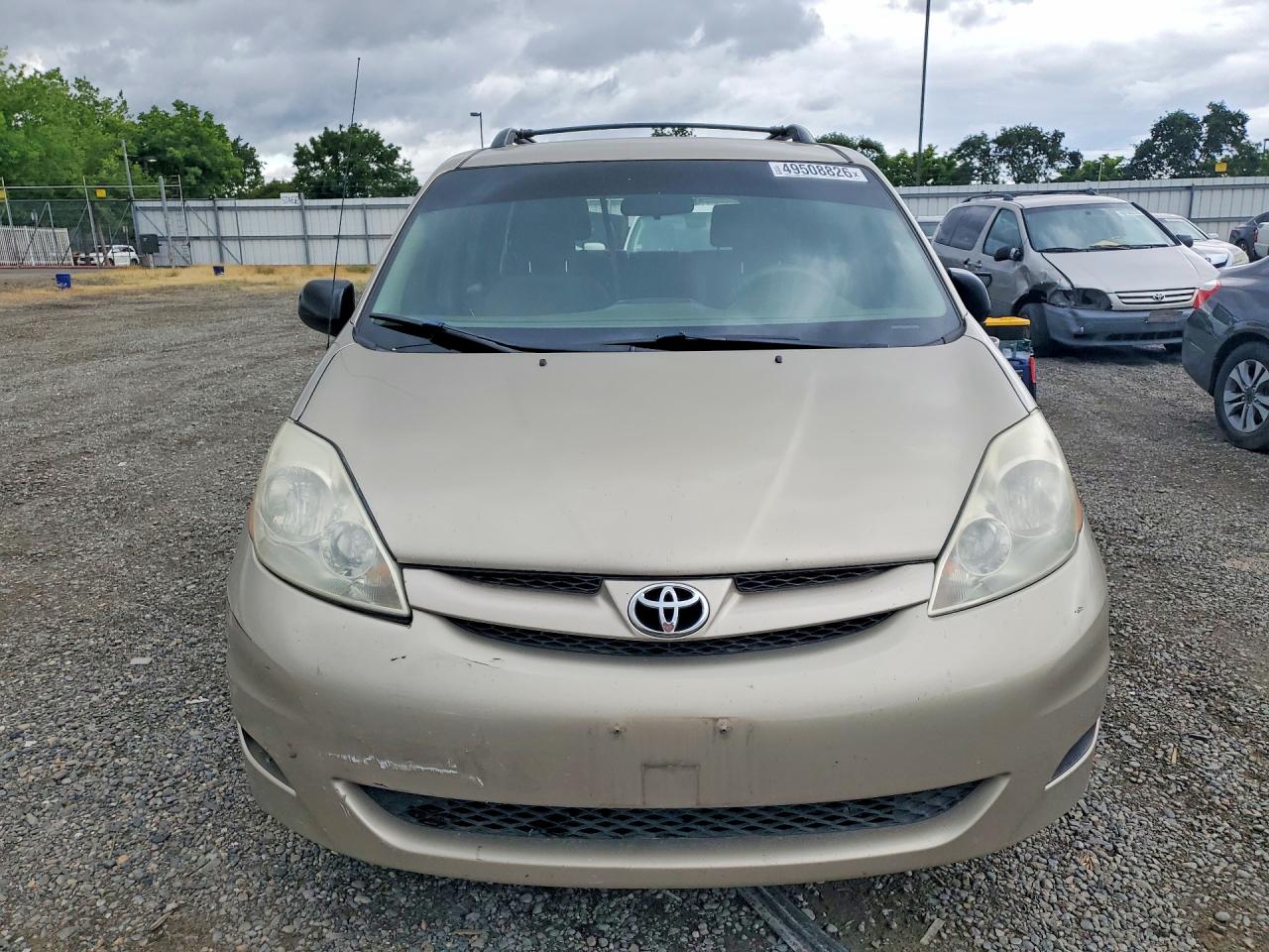 2008 TOYOTA SIENNA LE 7-PASSENGER photo 13
