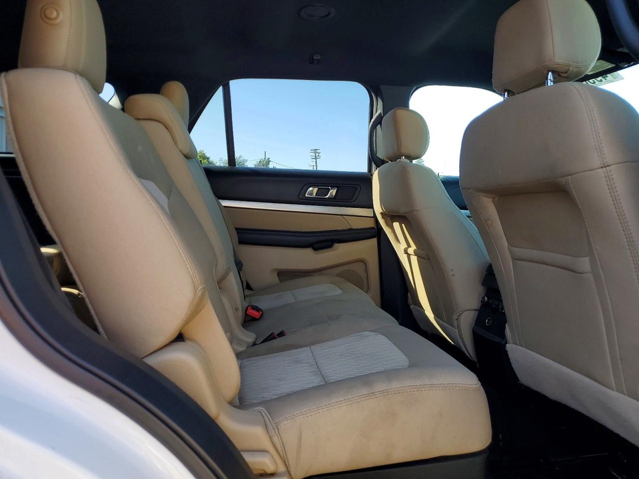 2017 FORD EXPLORER photo 21