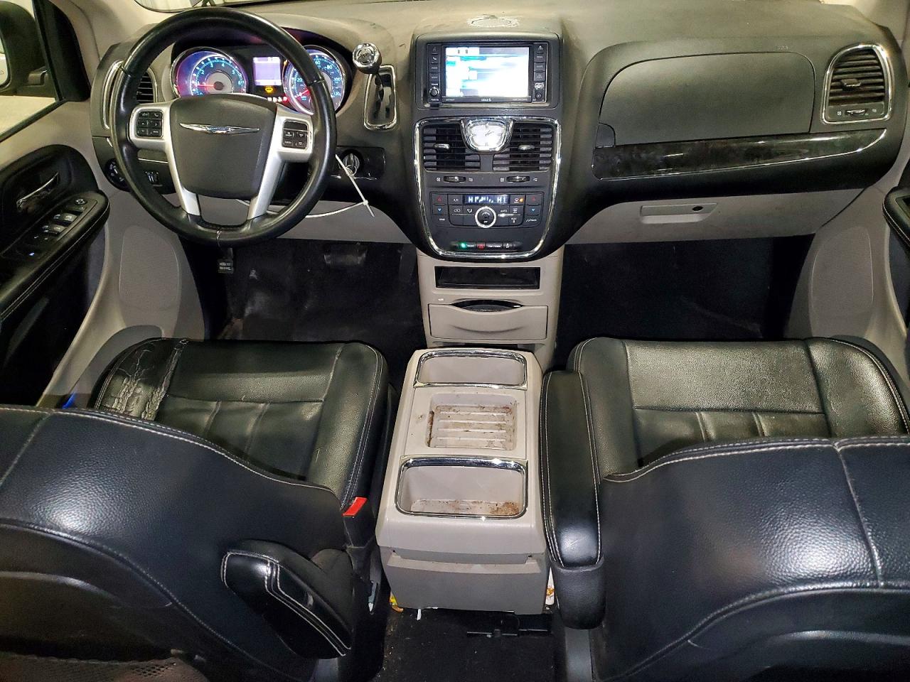 2015 CHRYSLER TOWN & COUNTRY TOURING photo 22