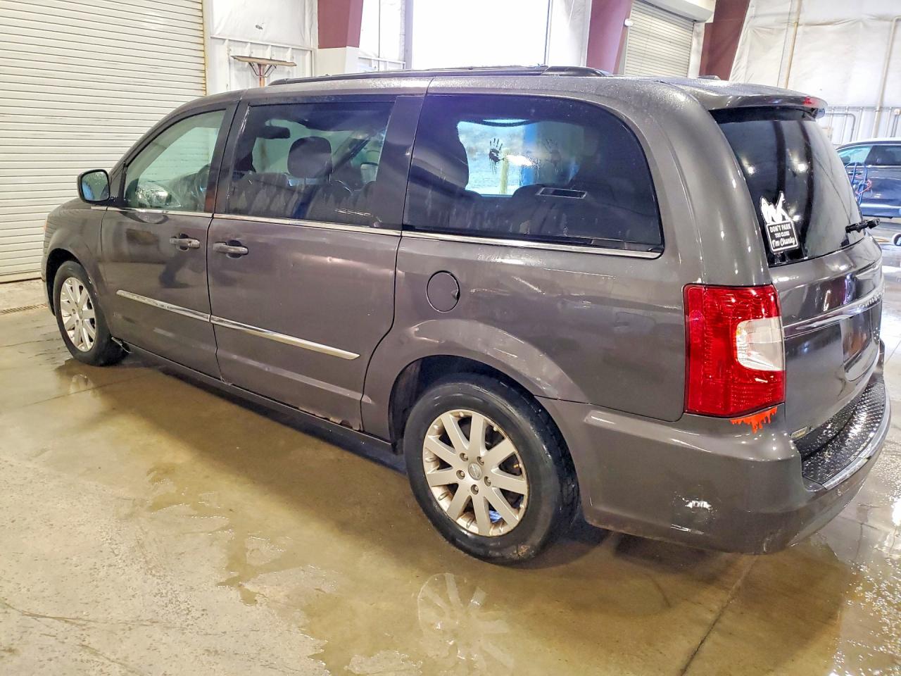 2015 CHRYSLER TOWN & COUNTRY TOURING photo 4