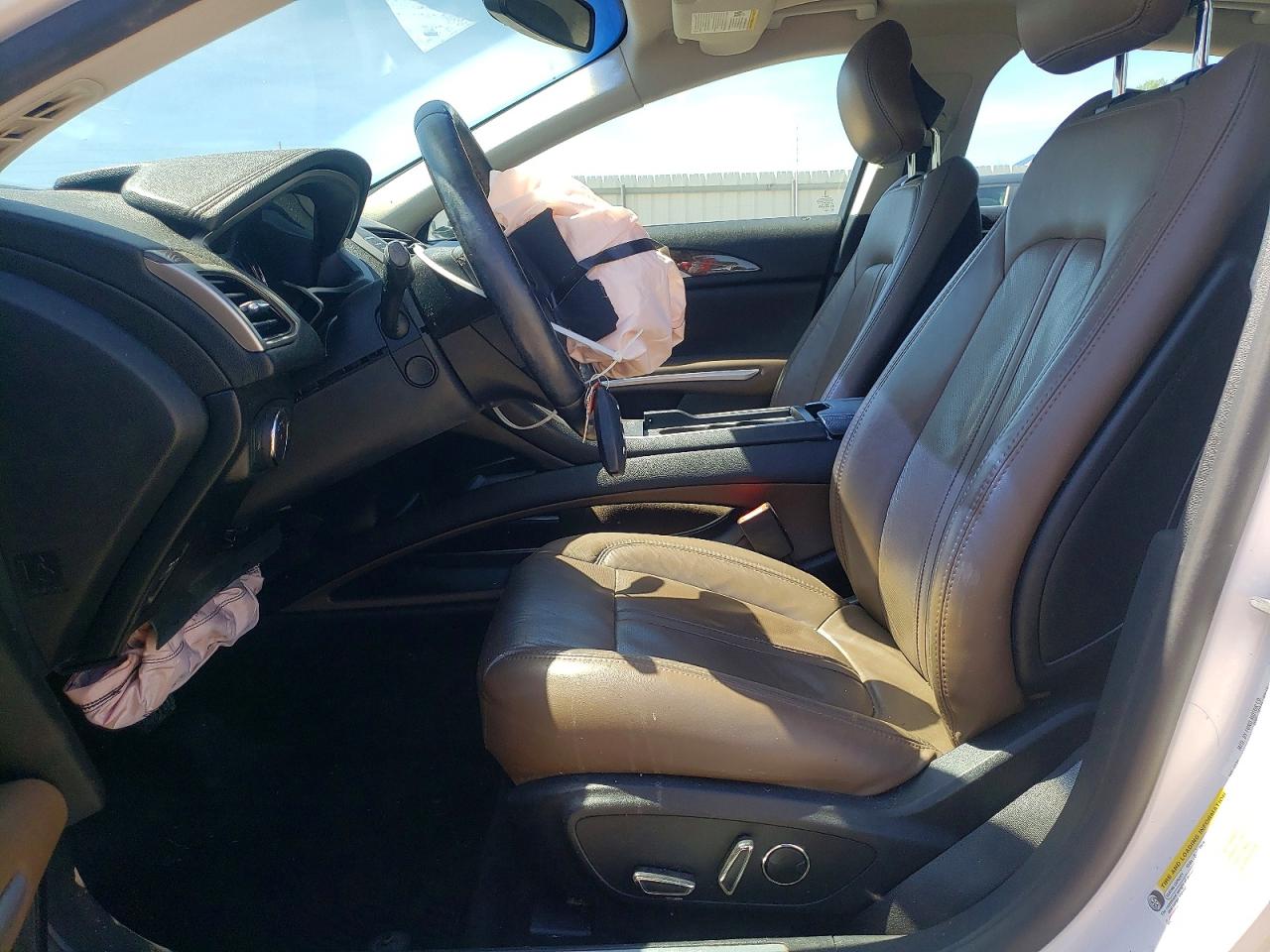 2016 LINCOLN MKZ HYBRID photo 13