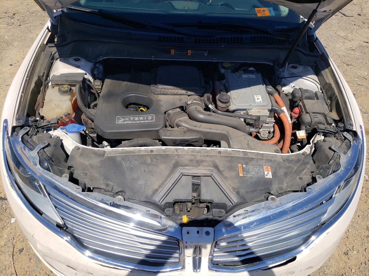 2016 LINCOLN MKZ HYBRID photo 21
