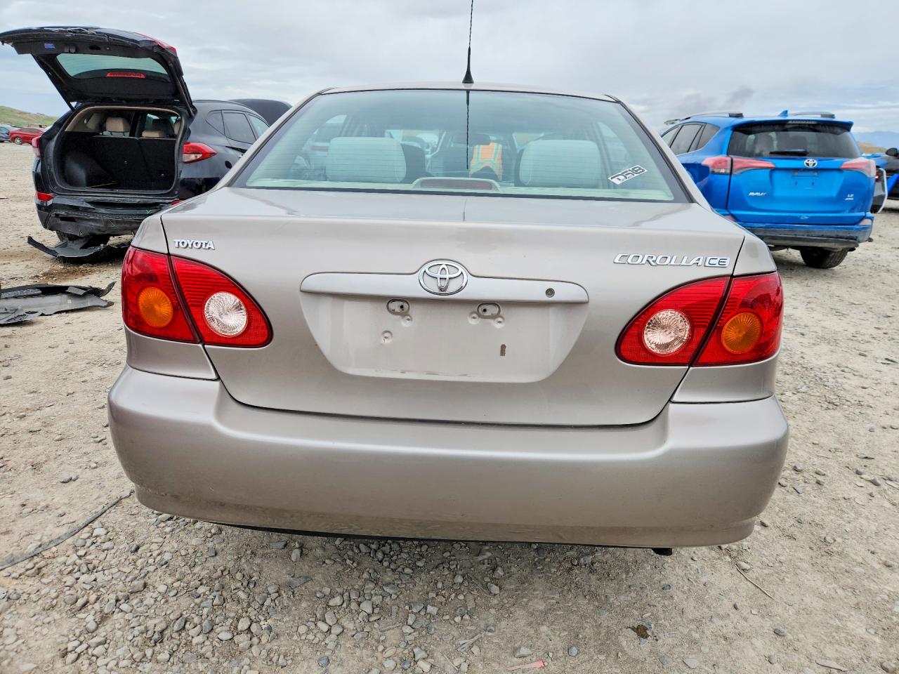 2003 TOYOTA COROLLA CE photo 16