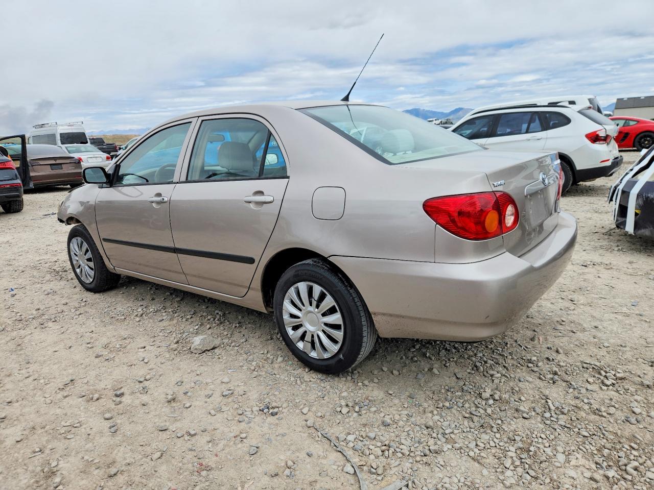 2003 TOYOTA COROLLA CE photo 4