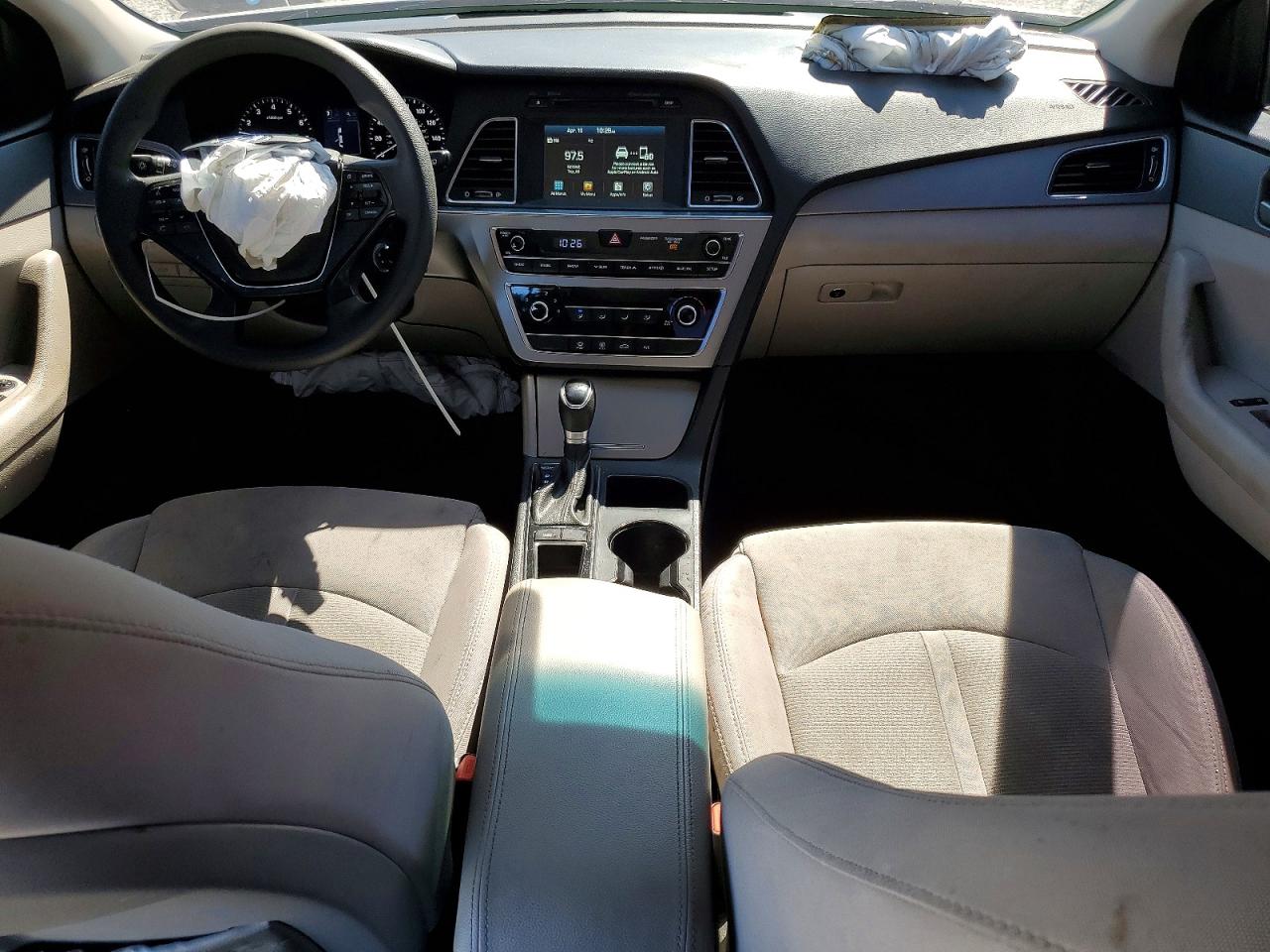 2017 HYUNDAI SONATA SE photo 15