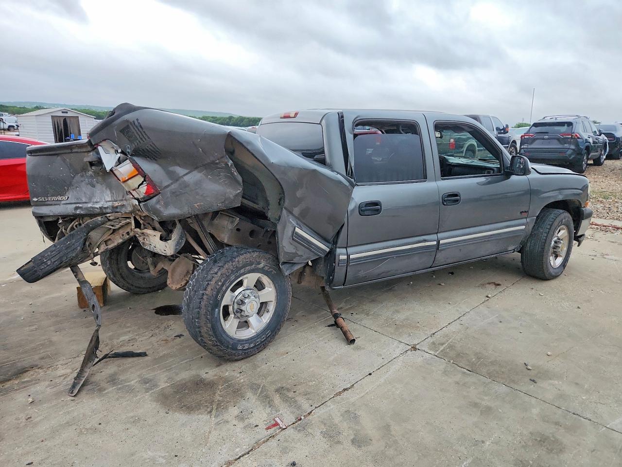 2002 CHEVROLET SILVERADO C1500 HEAVY DUTY photo 5