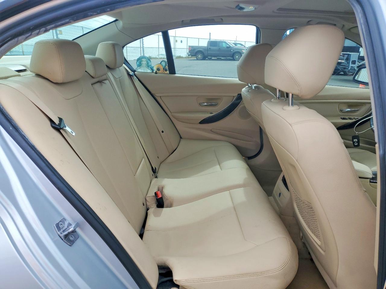2015 BMW 320 I photo 28