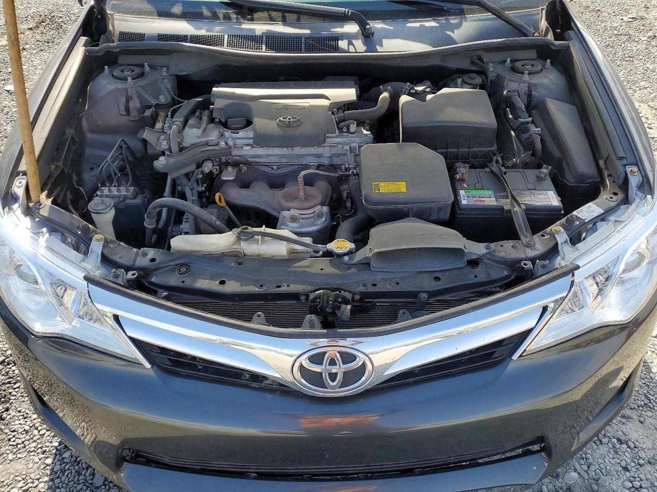 2012 TOYOTA CAMRY LE photo 21