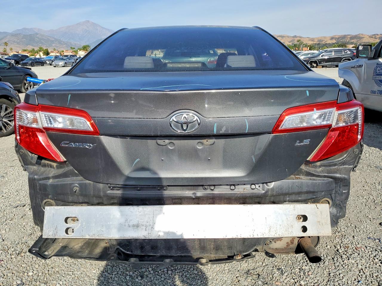 2012 TOYOTA CAMRY LE photo 11