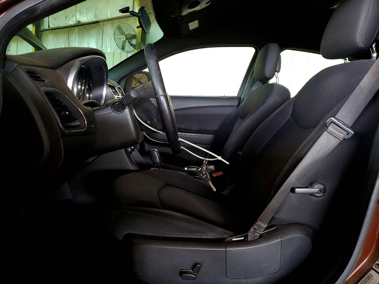 2013 CHRYSLER 200 TOURING photo 13