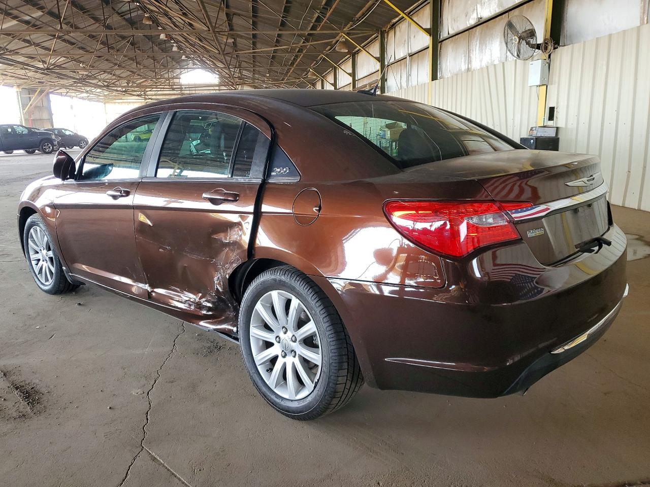 2013 CHRYSLER 200 TOURING photo 3