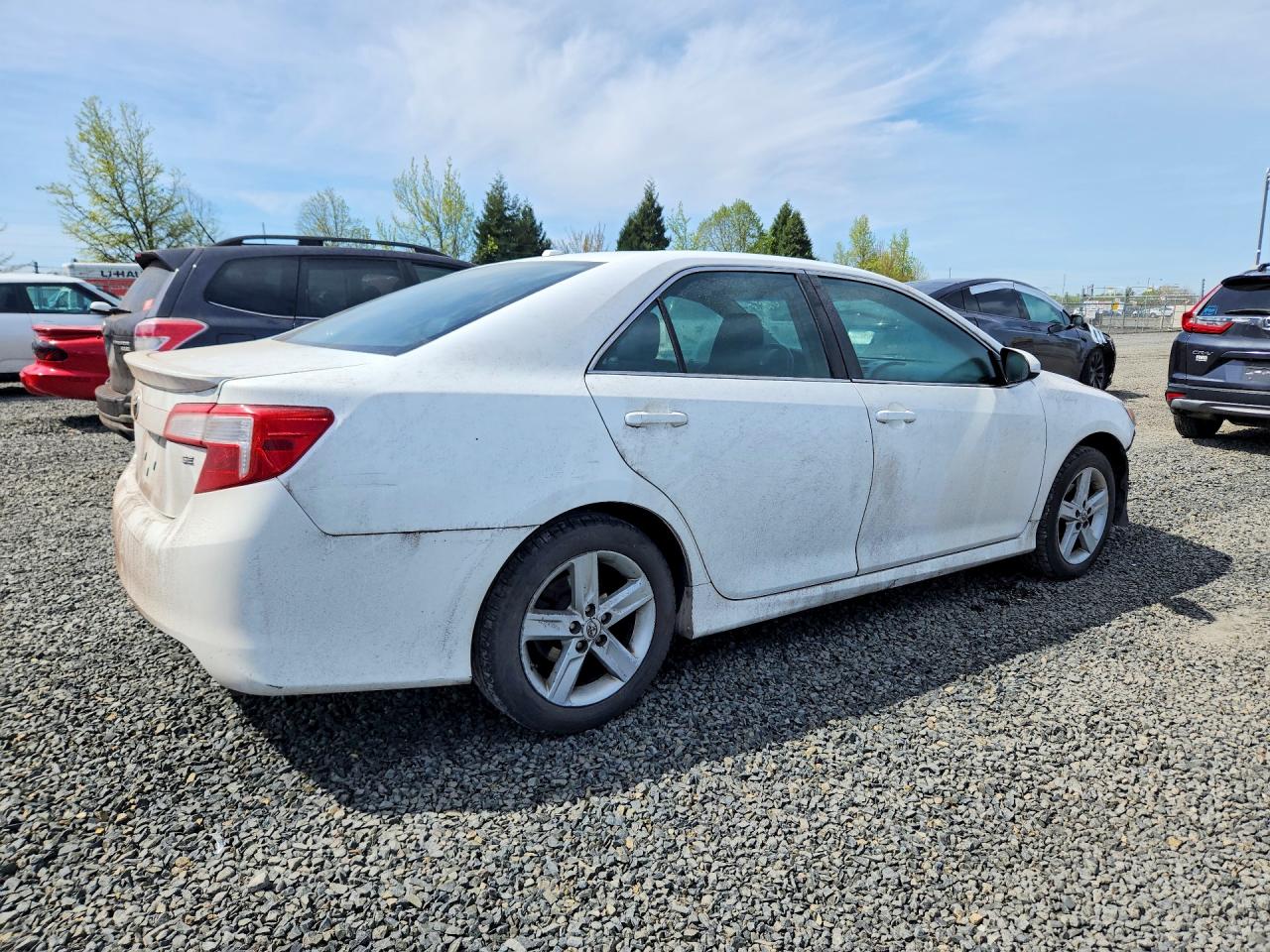 2012 TOYOTA CAMRY SE photo 7