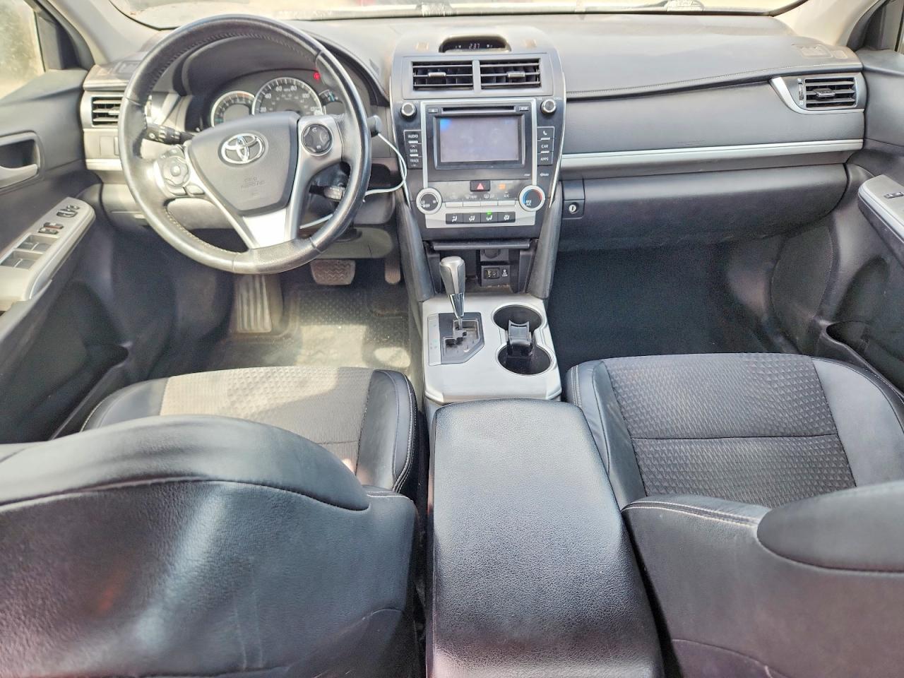 2012 TOYOTA CAMRY SE photo 22