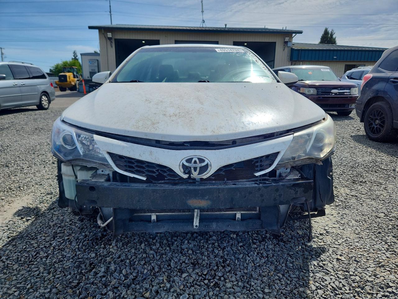 2012 TOYOTA CAMRY SE photo 13