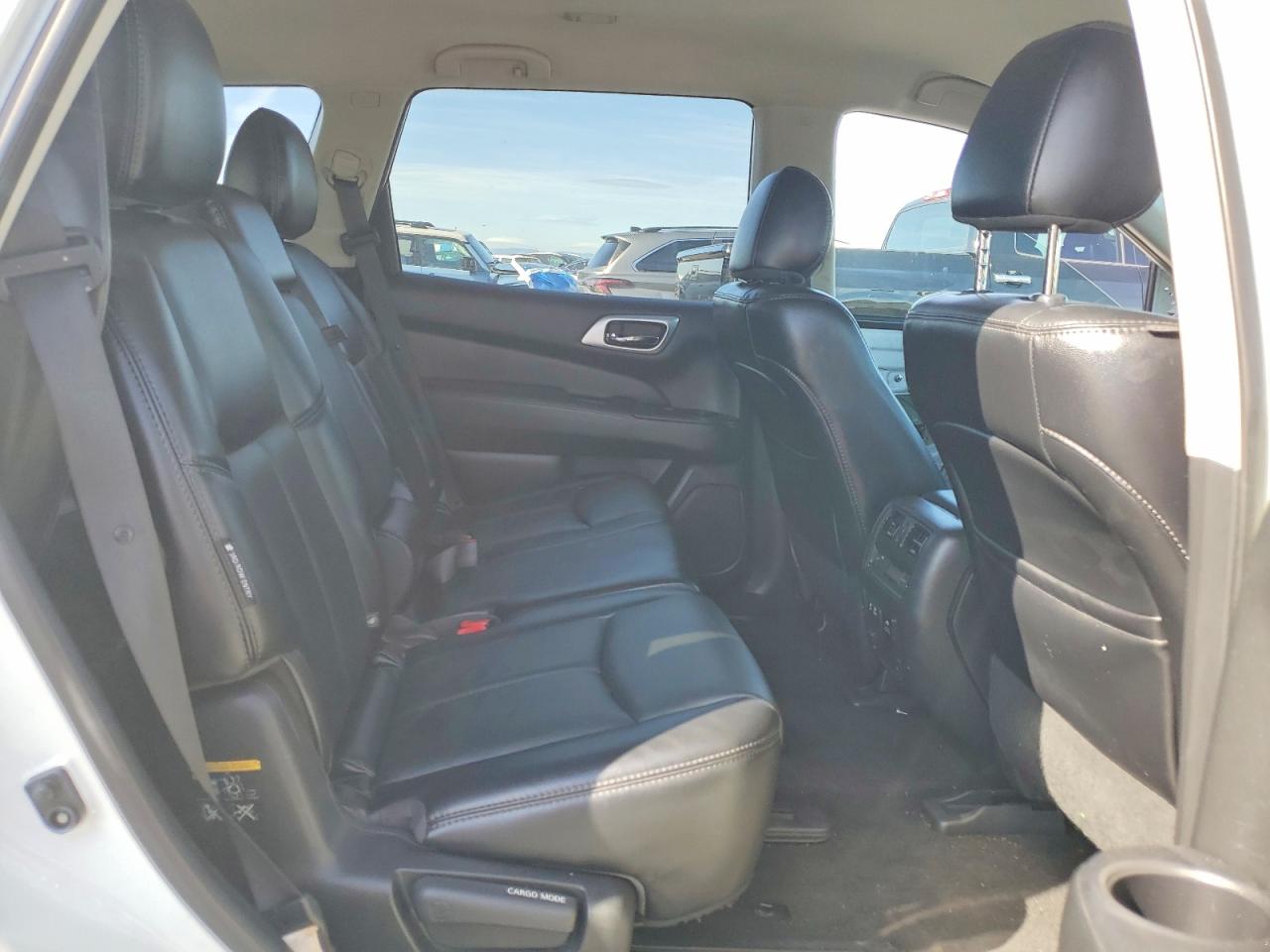 2020 NISSAN PATHFINDER SL photo 19
