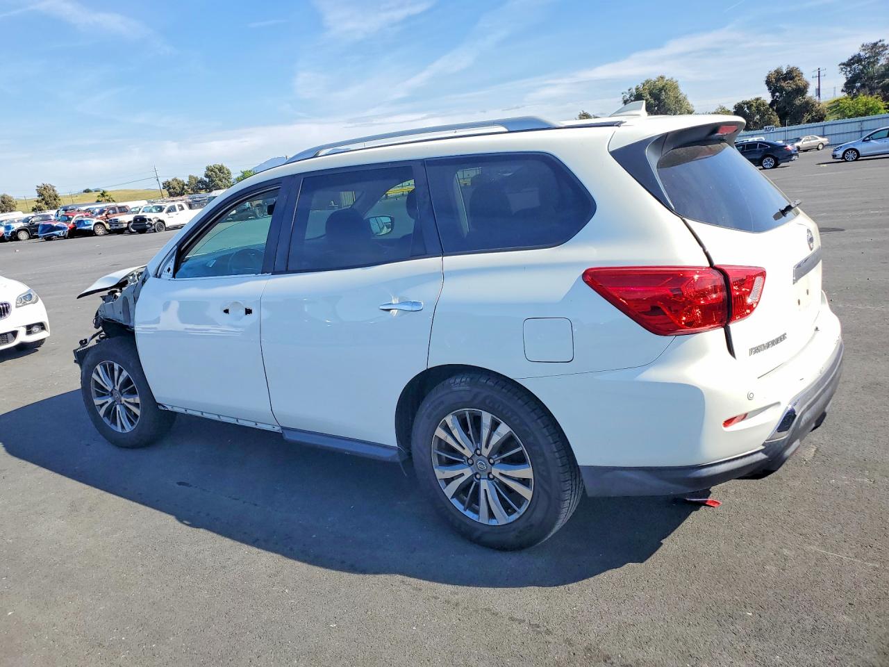 2020 NISSAN PATHFINDER SL photo 3