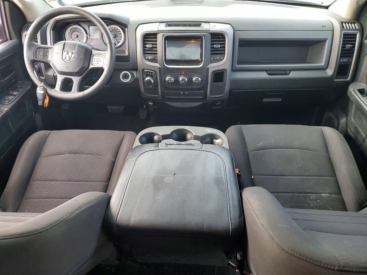 2019 RAM 1500 CLASSIC TRADESMAN photo 19