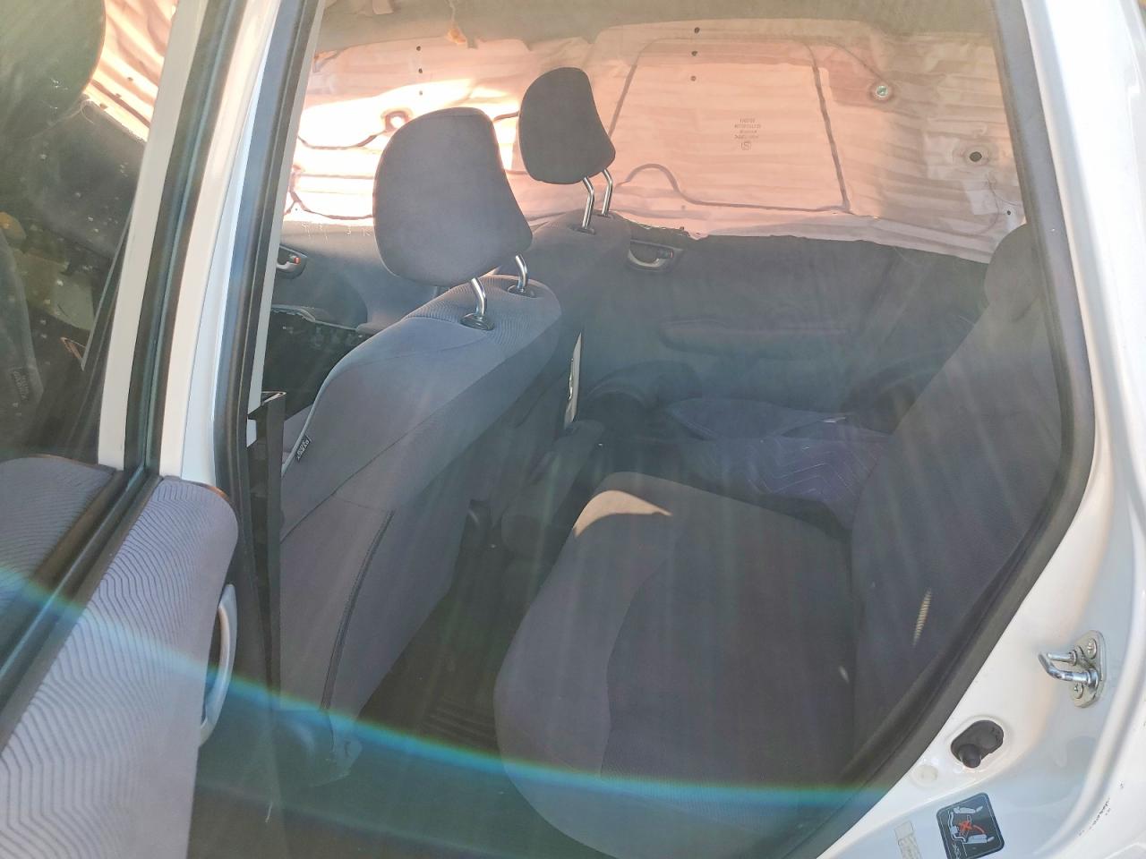 2009 HONDA FIT photo 28