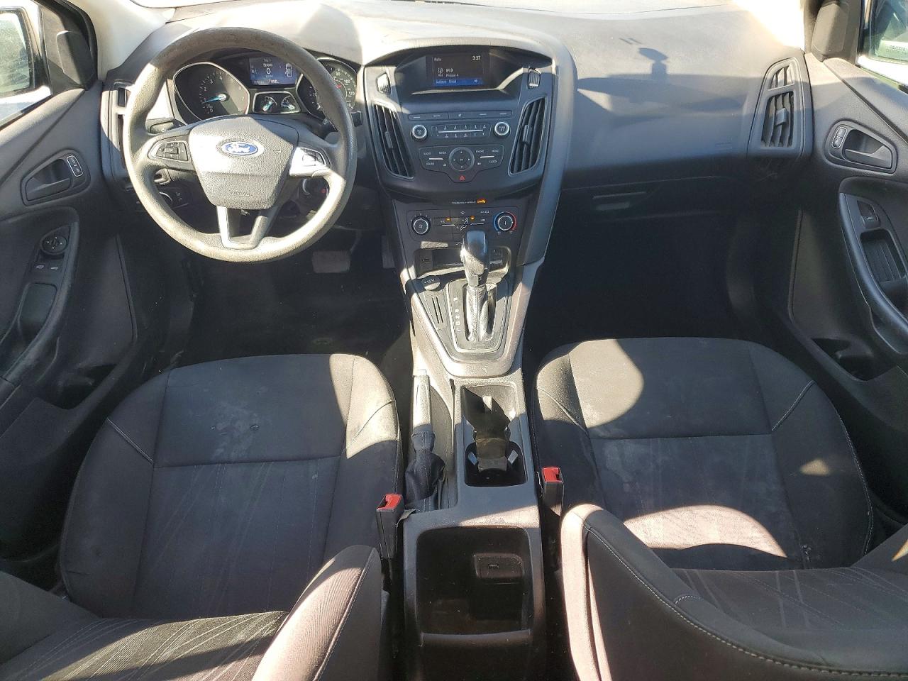 2018 FORD FOCUS S photo 8