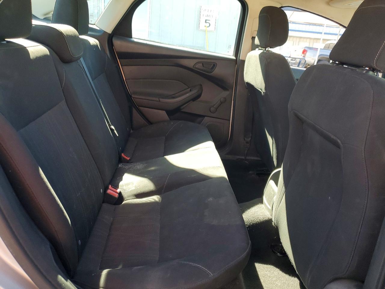 2018 FORD FOCUS S photo 10