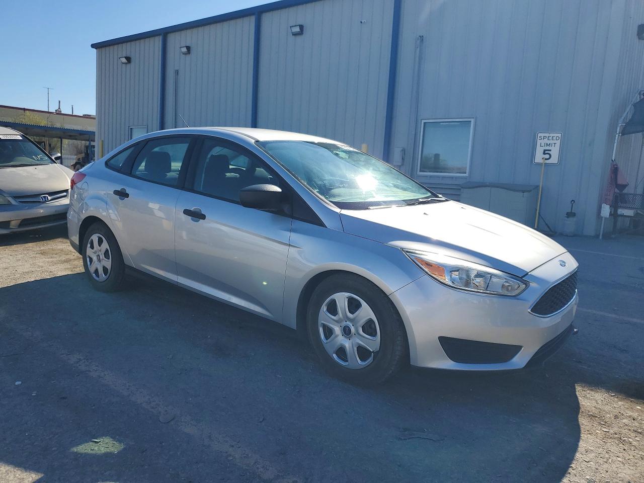 2018 FORD FOCUS S photo 4