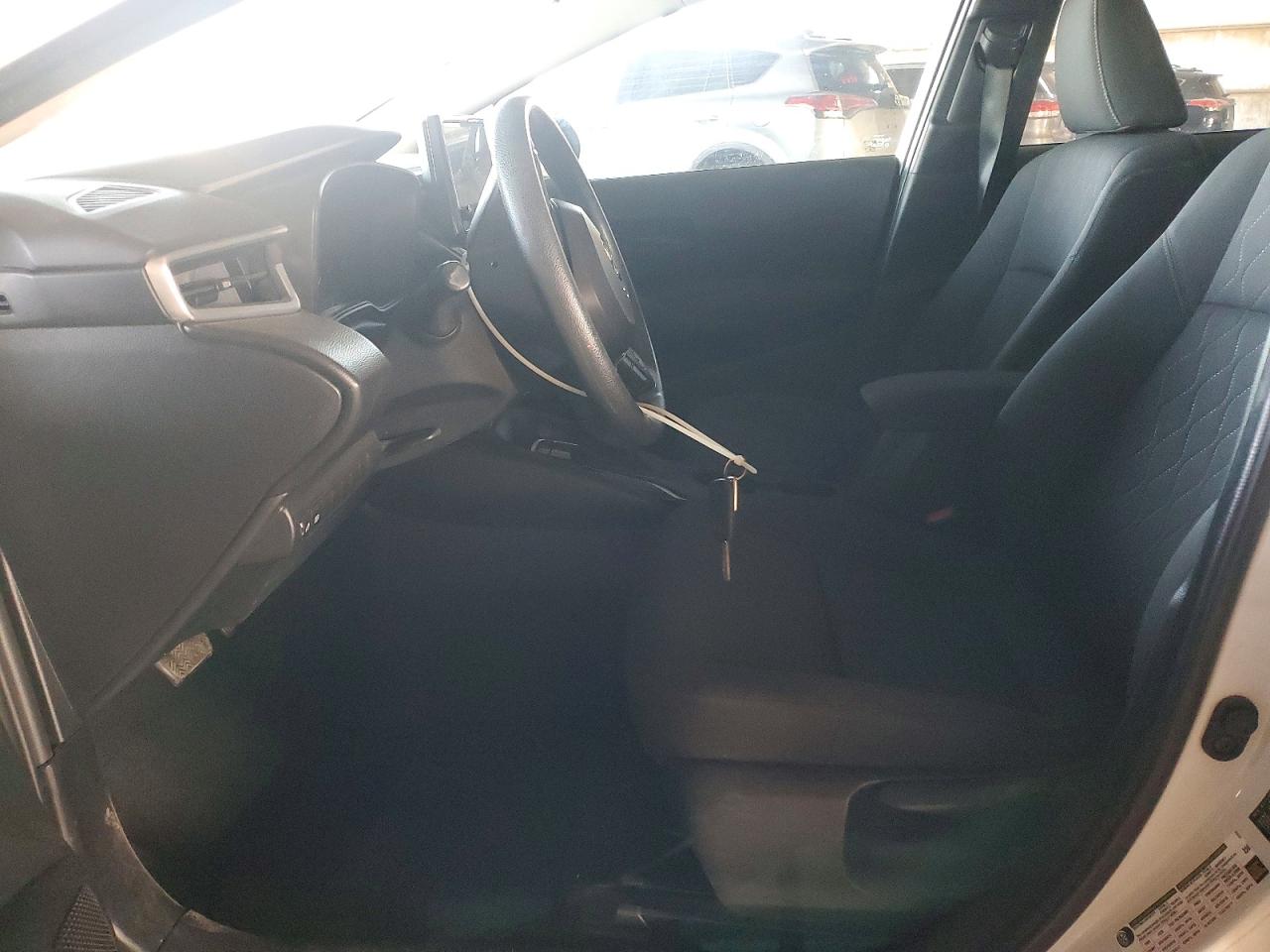2023 TOYOTA COROLLA LE photo 13