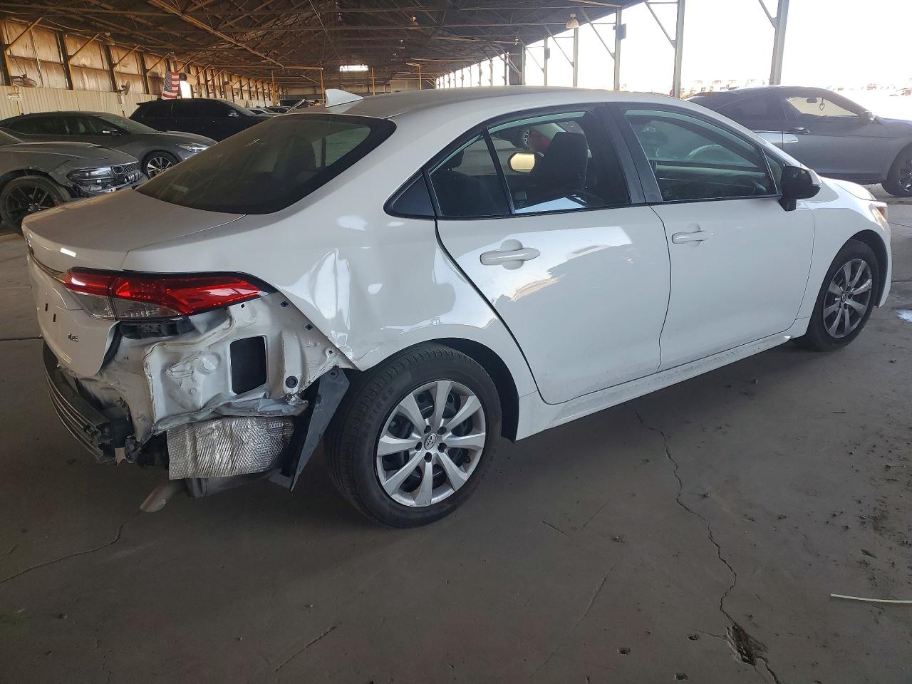 2023 TOYOTA COROLLA LE photo 5