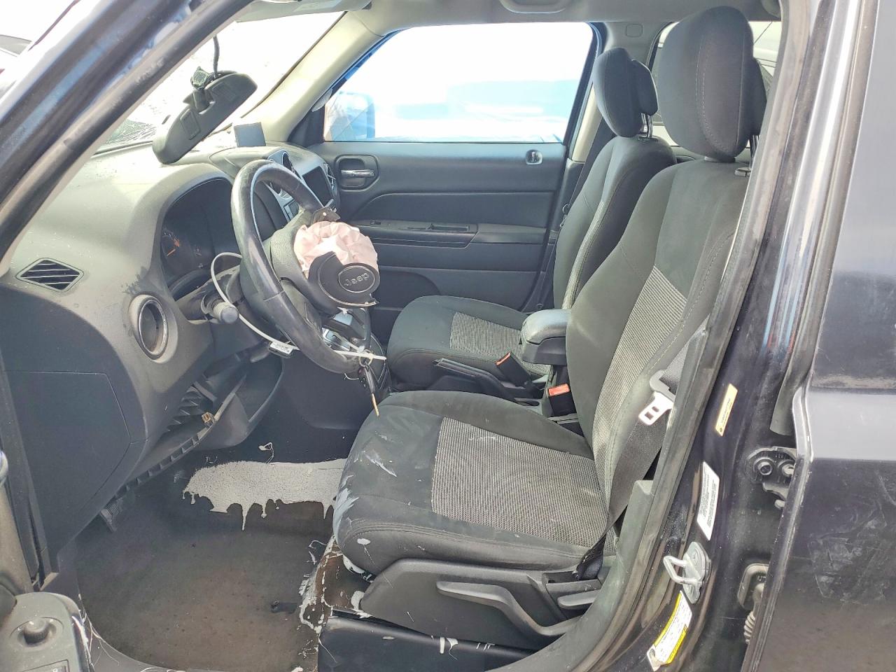 2014 JEEP PATRIOT LATITUDE photo 16