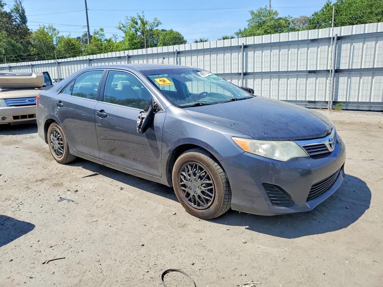 2012 TOYOTA CAMRY L photo 7