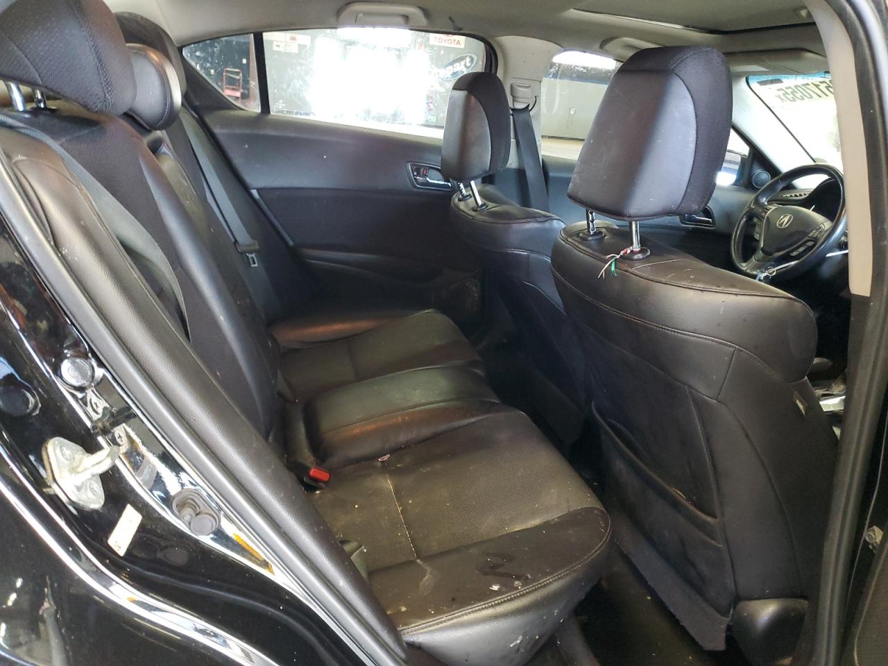 2013 ACURA ILX 20 photo 10