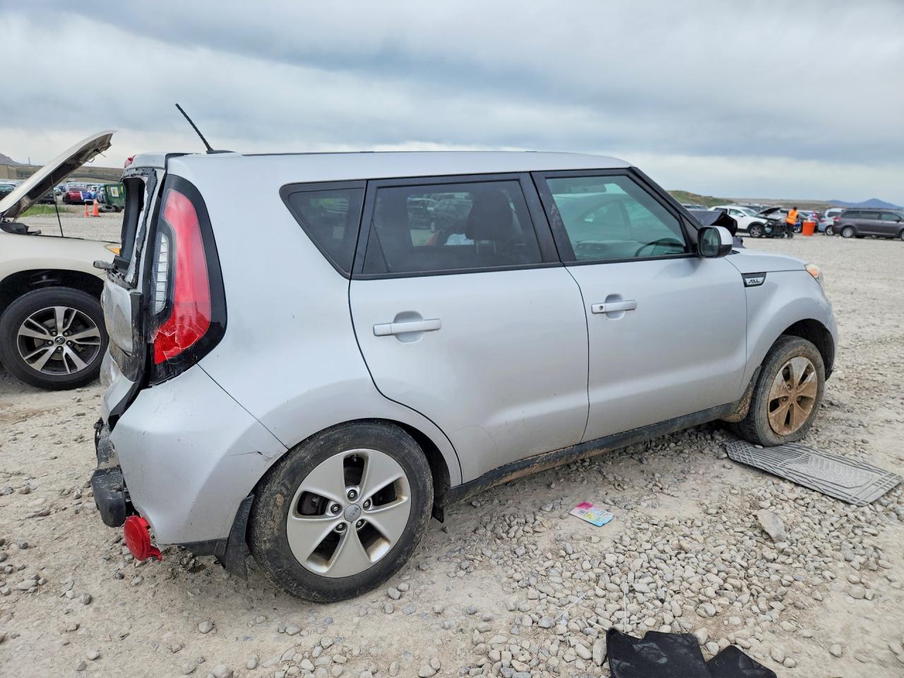 2016 KIA SOUL BASE photo 5