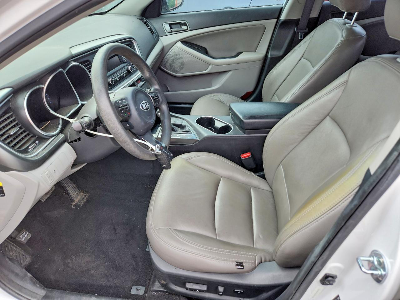2015 KIA OPTIMA LX photo 19