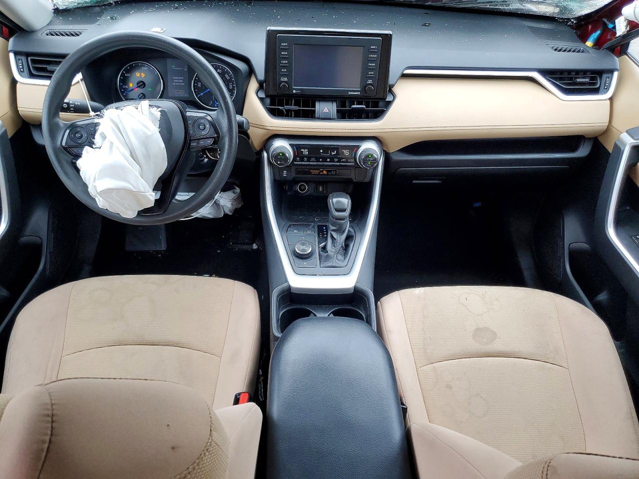 2021 TOYOTA RAV4 LE photo 15