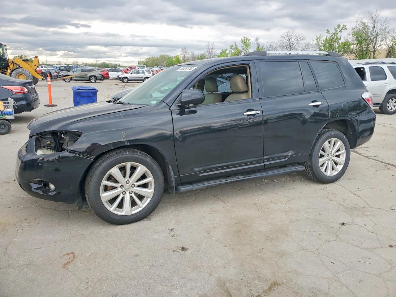 2010 TOYOTA HIGHLANDER