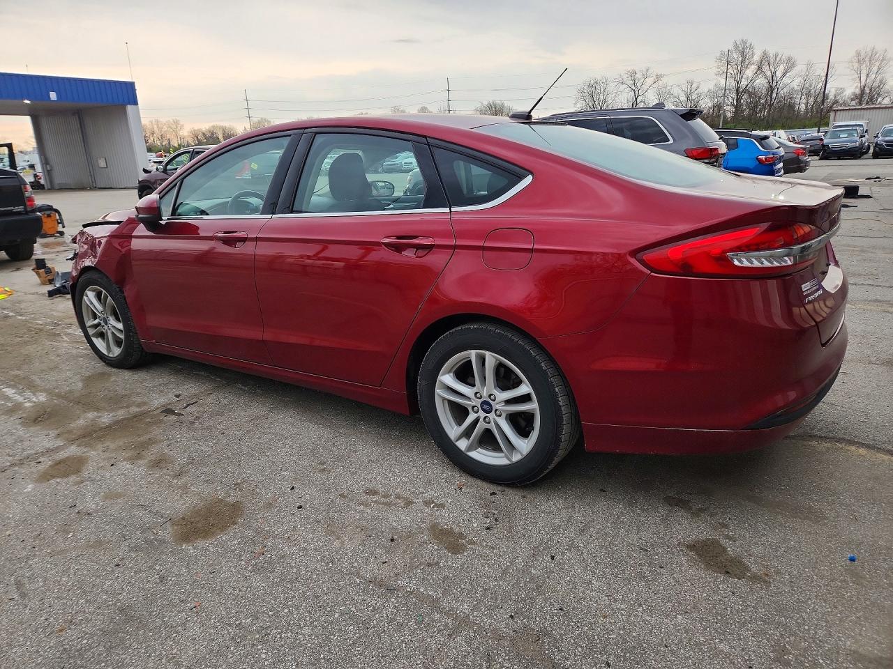 2018 FORD FUSION SE photo 2