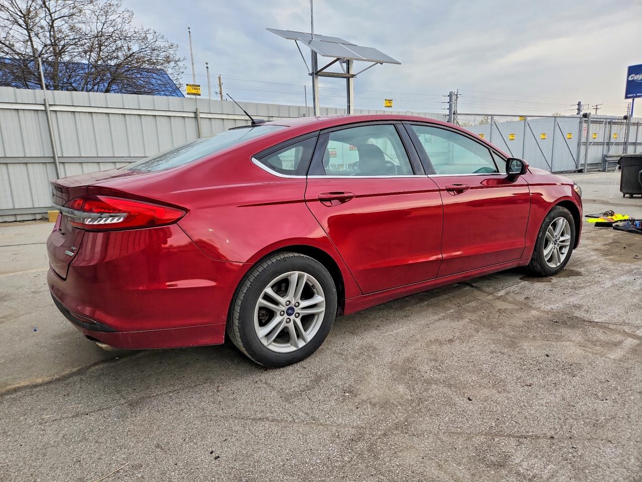 2018 FORD FUSION SE photo 3