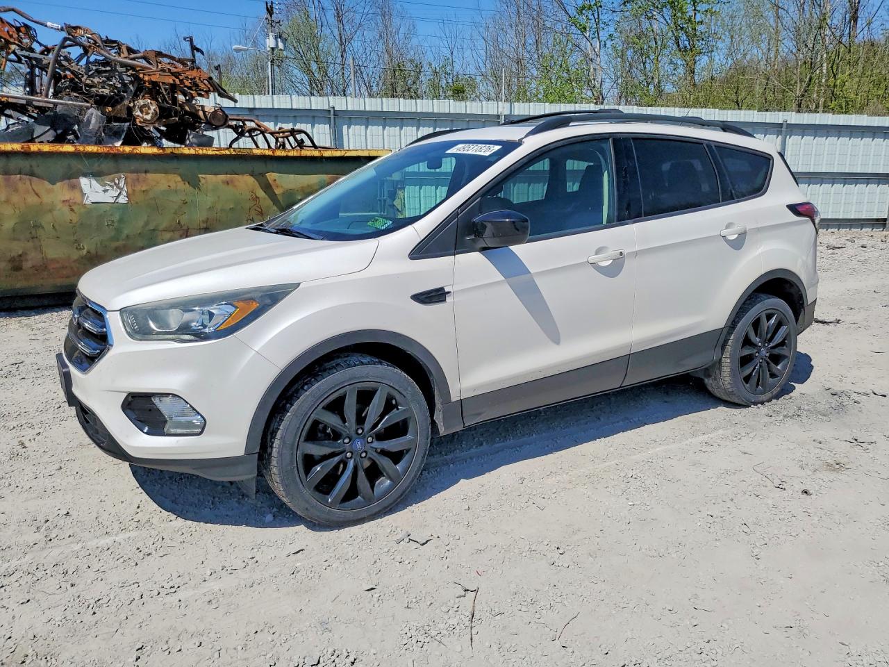 2017 FORD ESCAPE