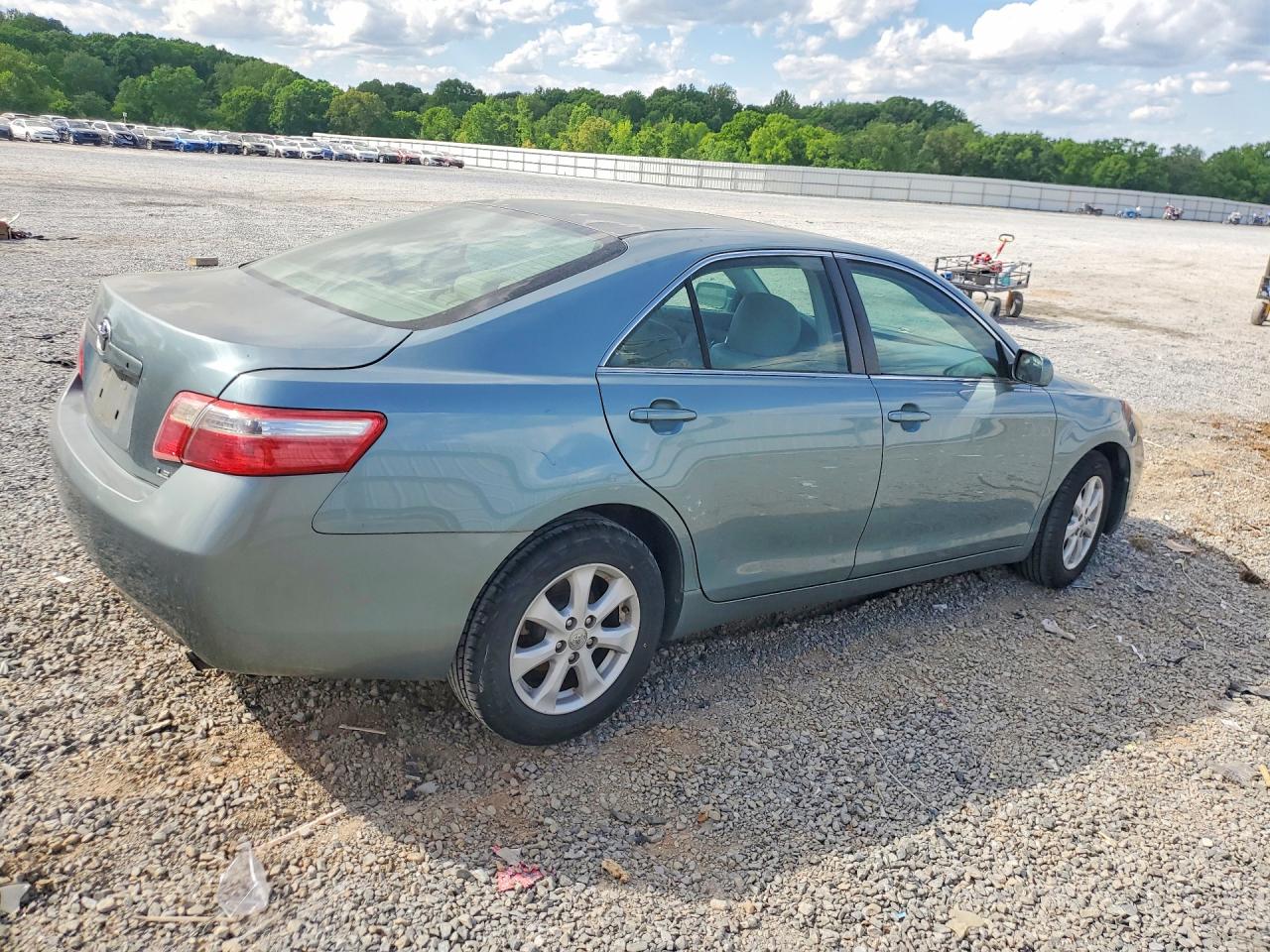 2008 TOYOTA CAMRY LE photo 5