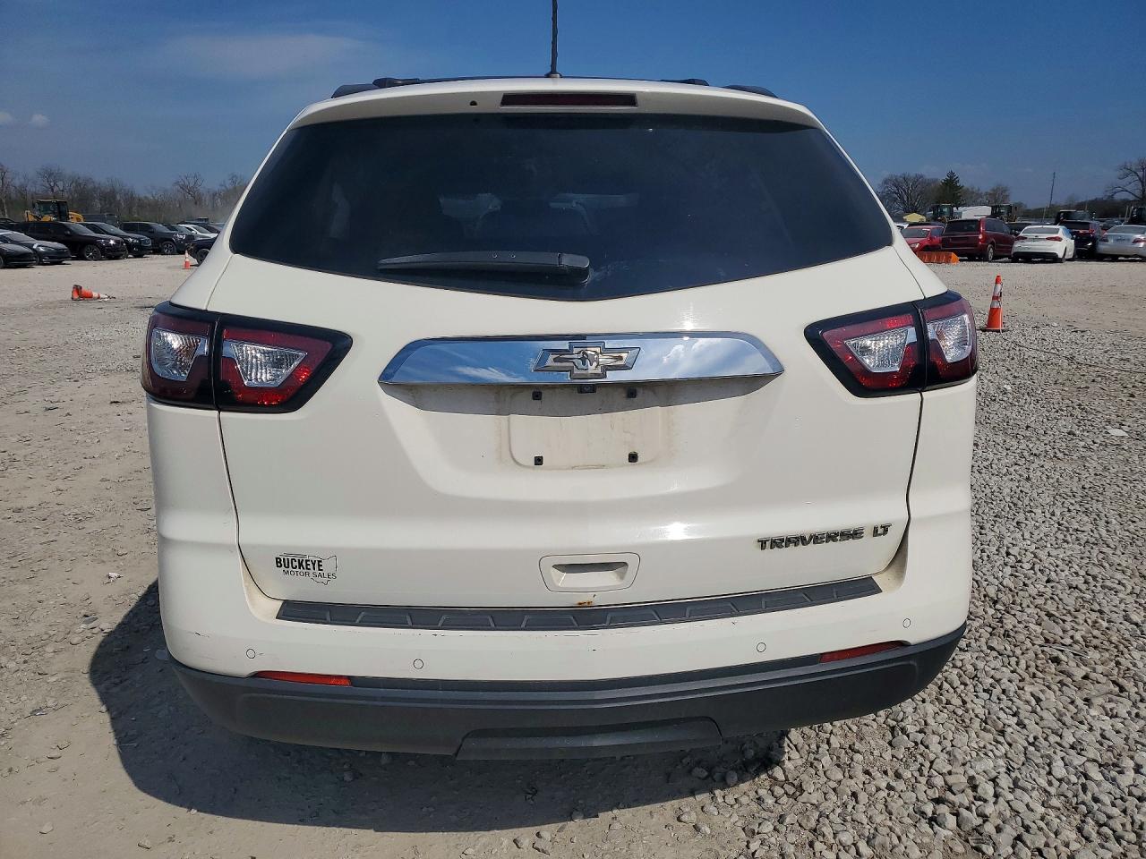 2014 CHEVROLET TRAVERSE LT photo 6