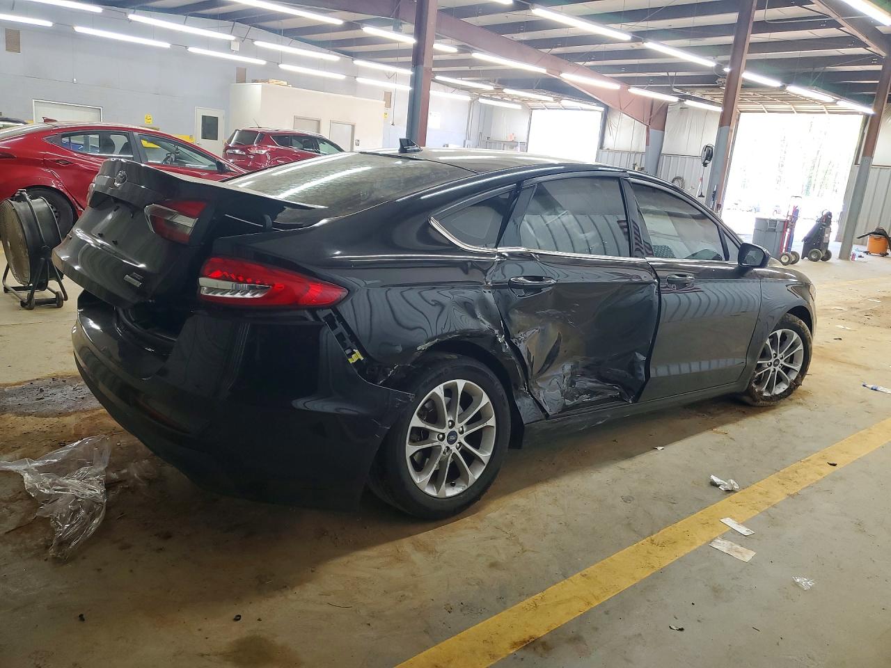 2020 FORD FUSION SE photo 3