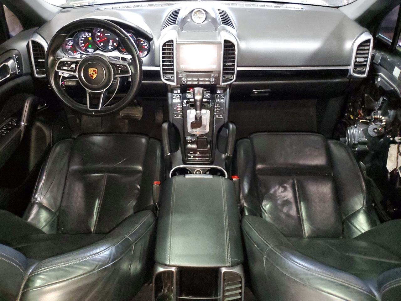 2017 PORSCHE CAYENNE photo 15