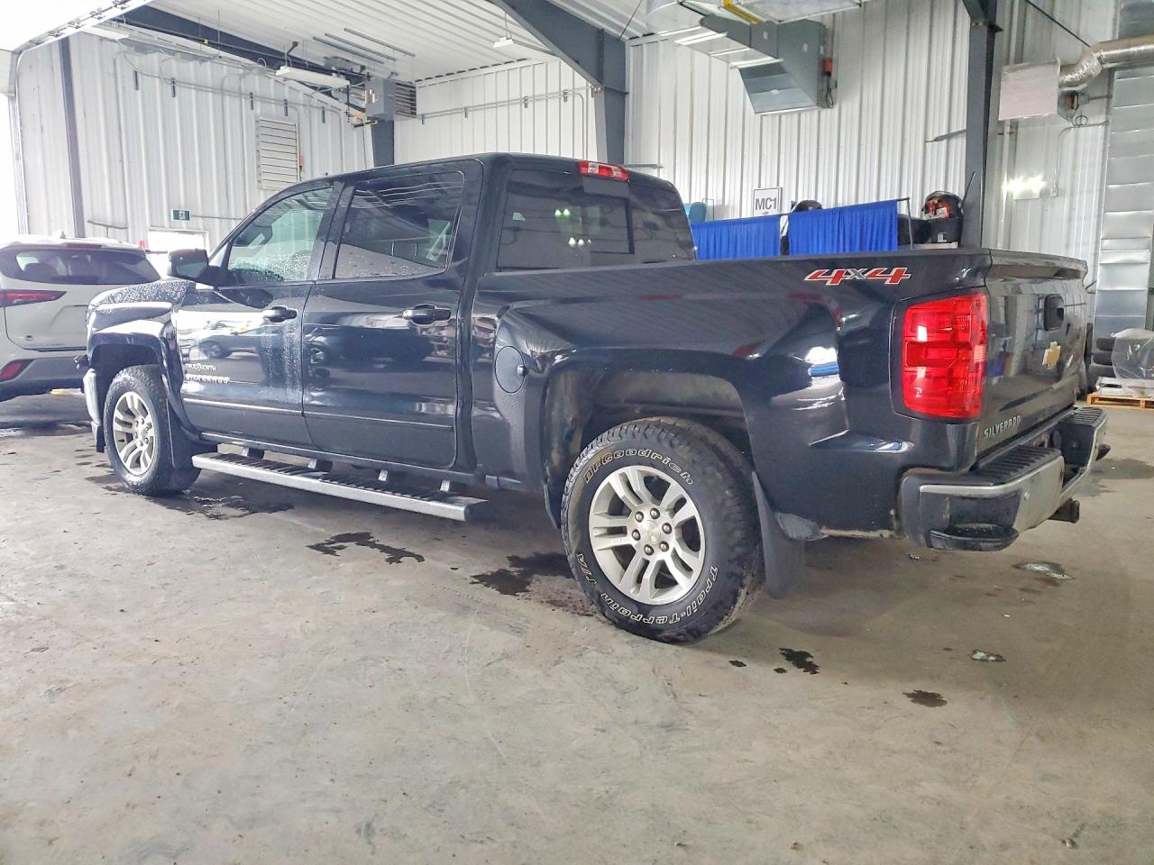 2017 CHEVROLET SILVERADO K1500 LT photo 3