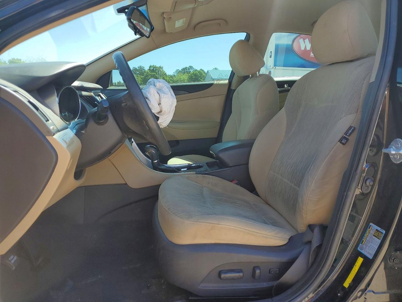 2013 HYUNDAI SONATA GLS photo 13