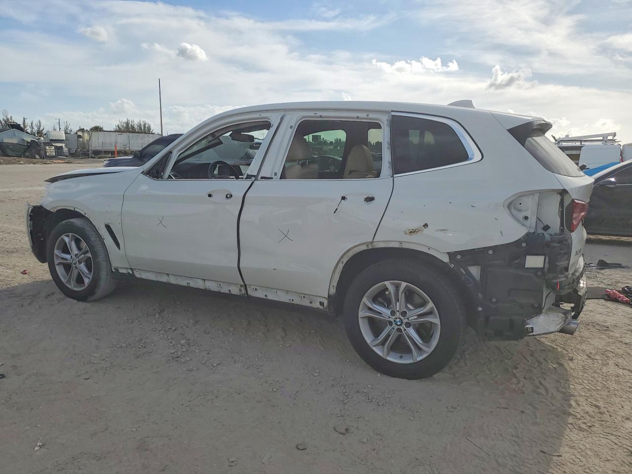 2020 BMW X3 photo 3